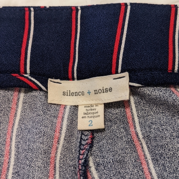 UO Silence & Noise striped flare trousers - Picture 4 of 11